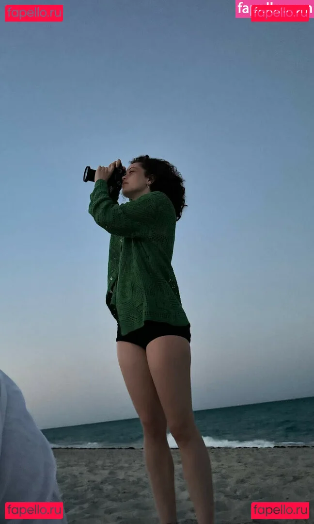 clara.west Onlyfans Photo Gallery 