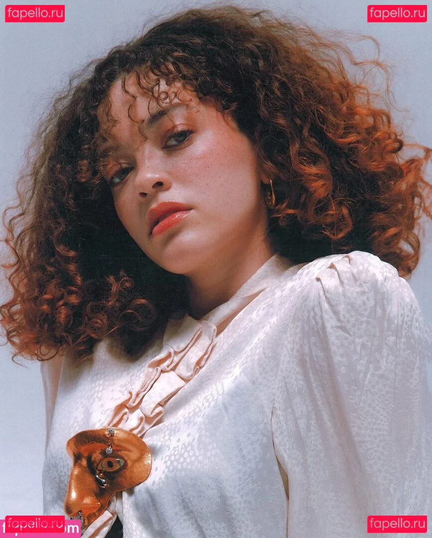 clara.west Onlyfans Photo Gallery 