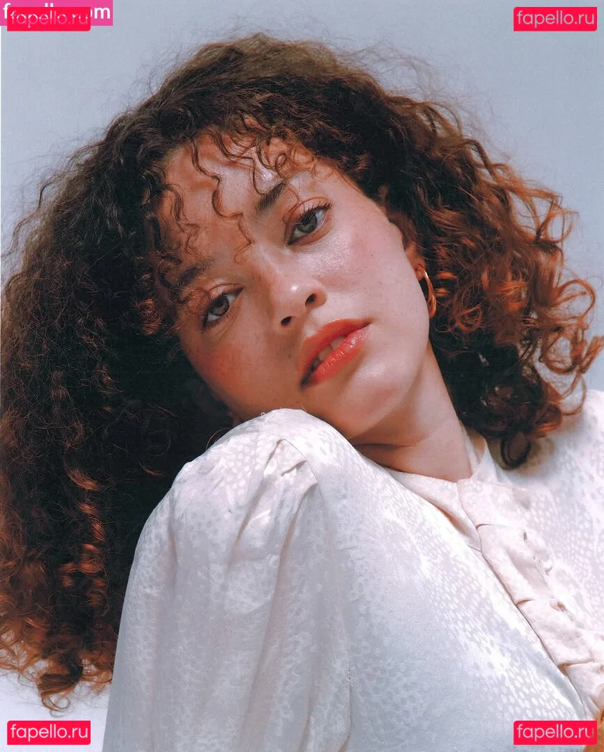 clara.west Onlyfans Photo Gallery 