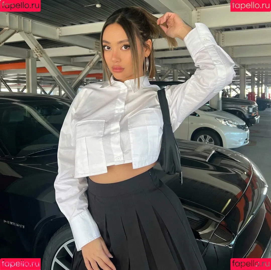 Nika Higashionna Onlyfans Photo Gallery 