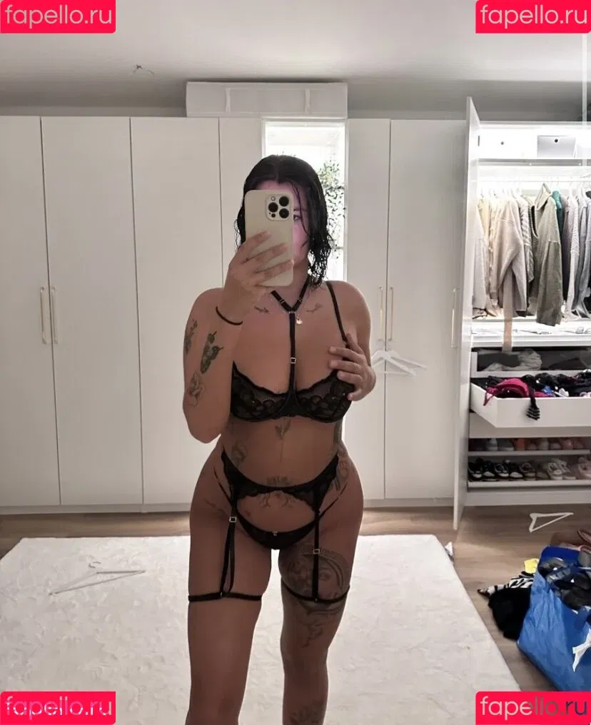 Charlottefdh Onlyfans Photo Gallery 