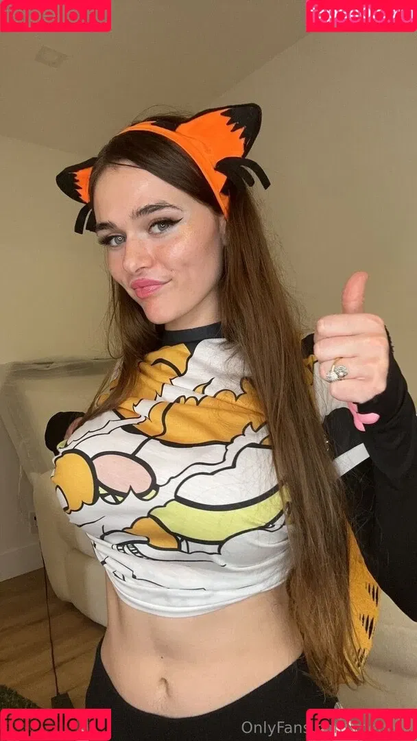 Megnut Onlyfans Photo Gallery 