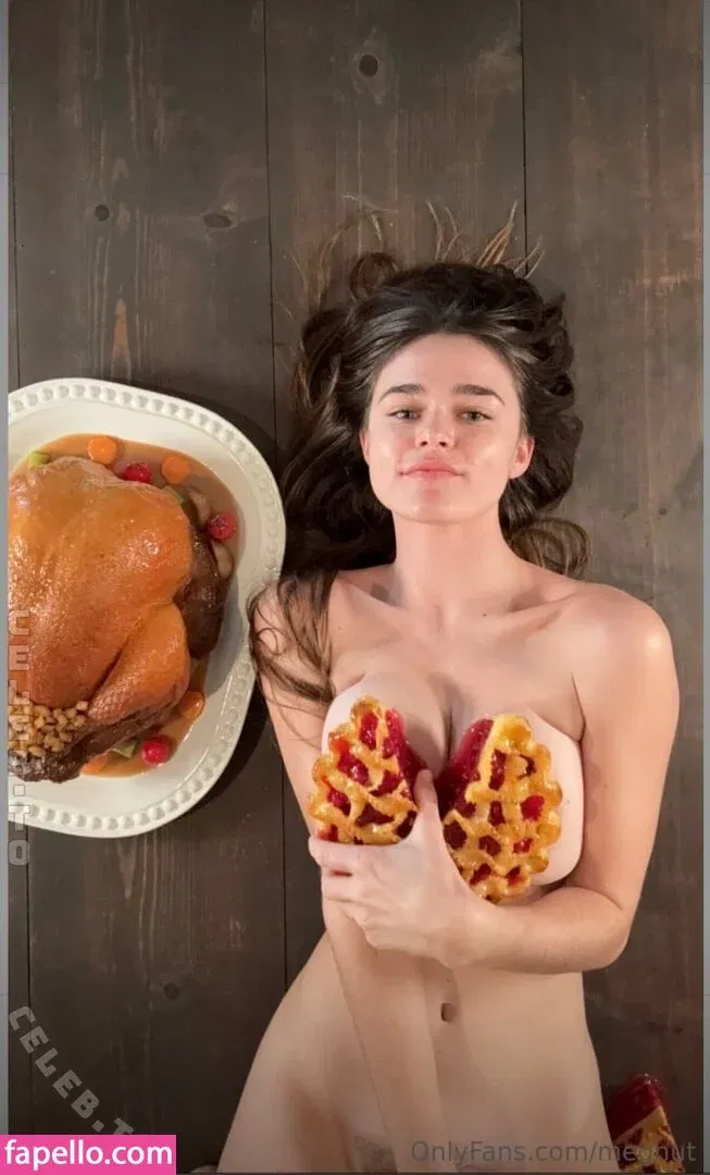 Megnut Onlyfans Photo Gallery 