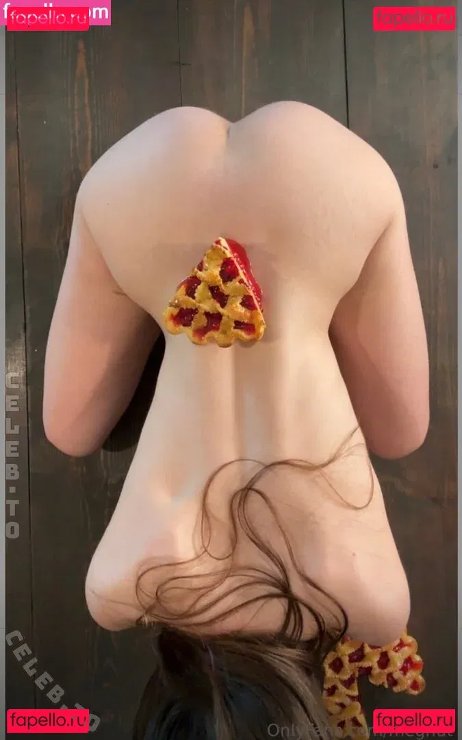 Megnut Onlyfans Photo Gallery 