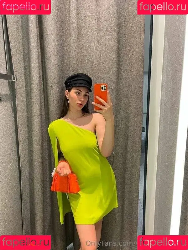kate_greey Onlyfans Photo Gallery 