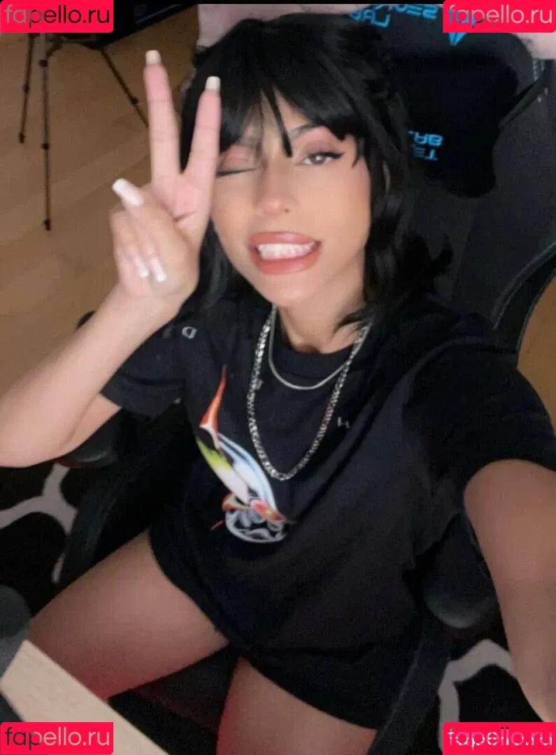 lilwhuda Onlyfans Photo Gallery 