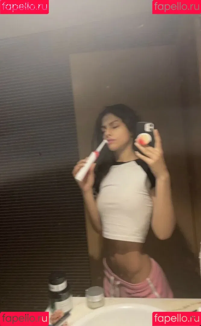 lilwhuda Onlyfans Photo Gallery 