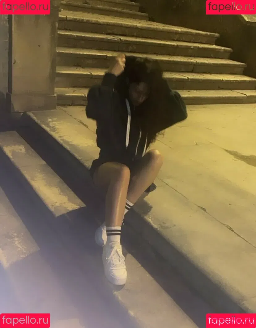 lilwhuda Onlyfans Photo Gallery 