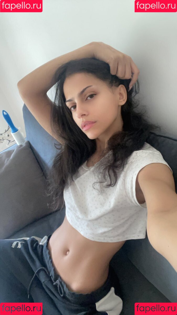 lilwhuda Onlyfans Photo Gallery 