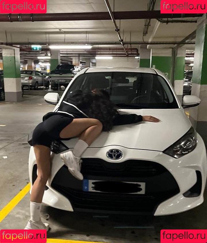 lilwhuda Onlyfans Photo Gallery 