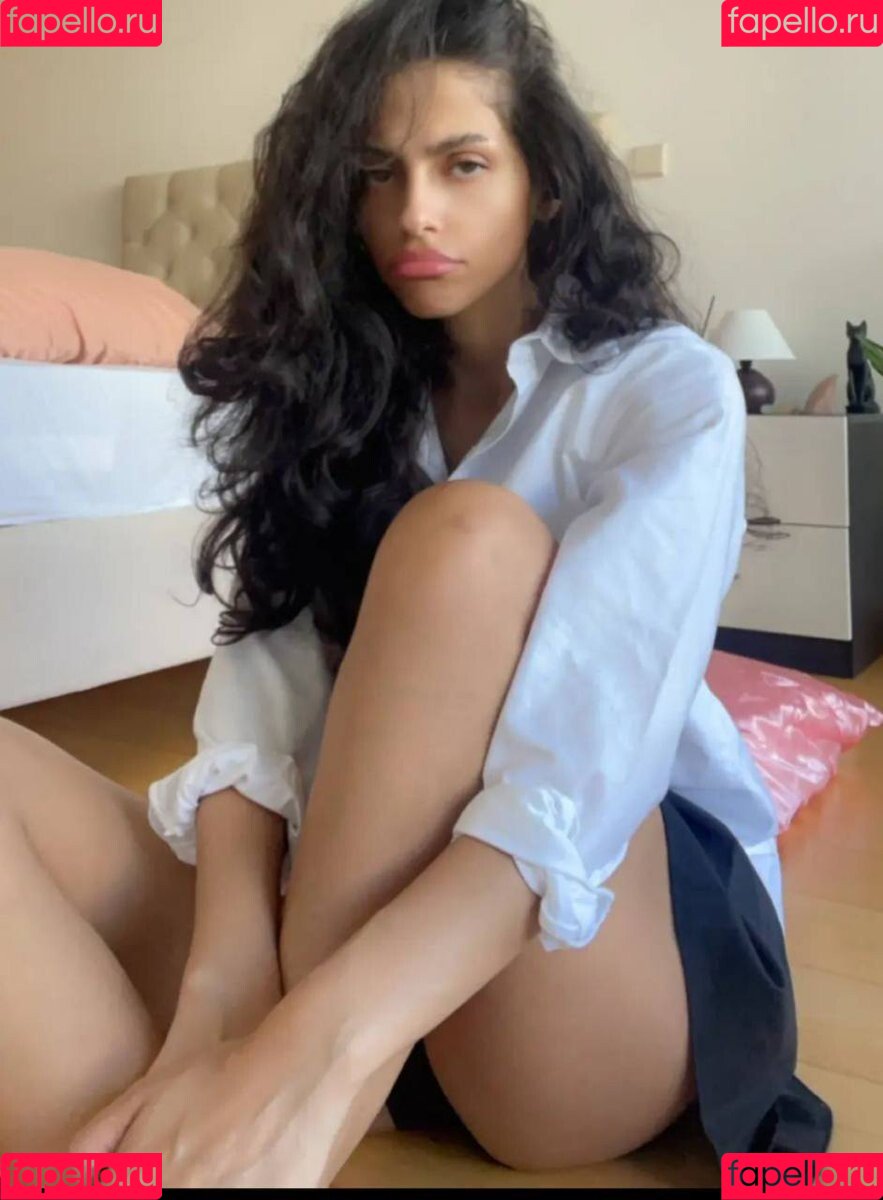 lilwhuda Onlyfans Photo Gallery 