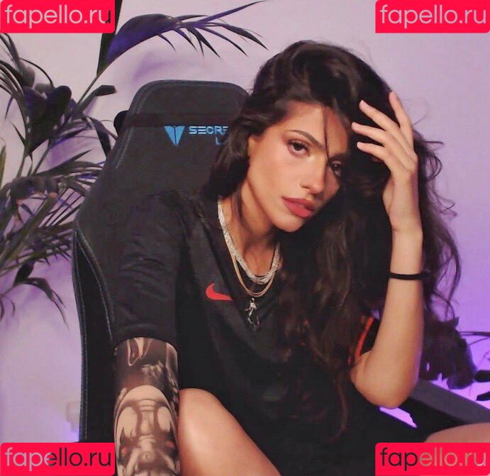 lilwhuda Onlyfans Photo Gallery 