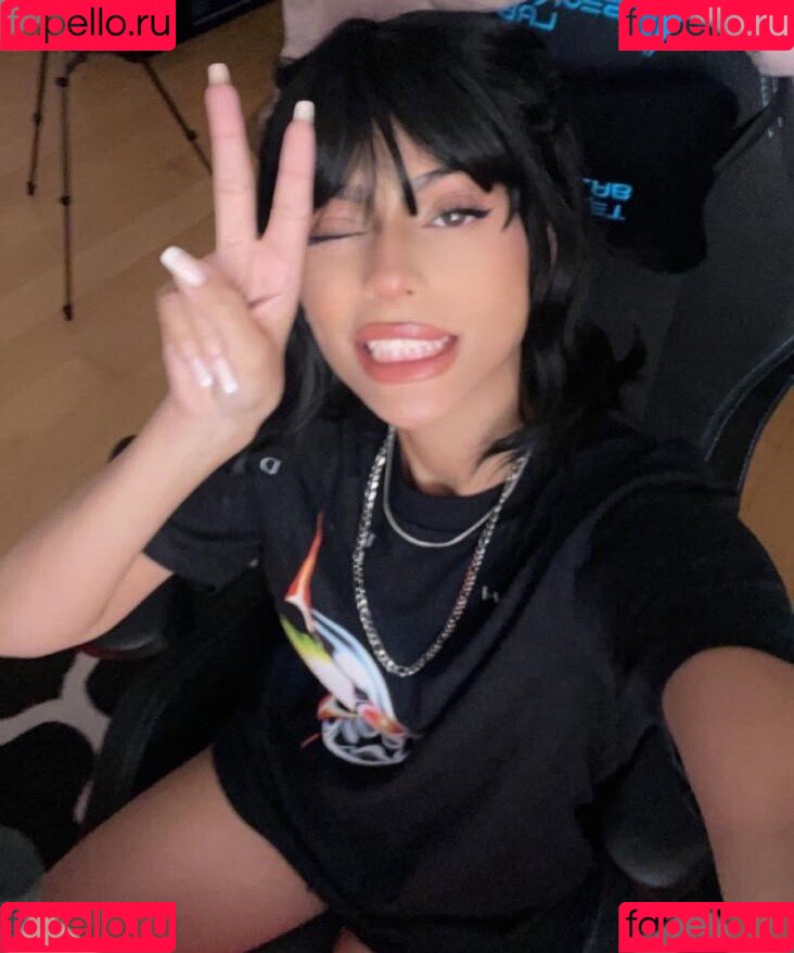 lilwhuda Onlyfans Photo Gallery 