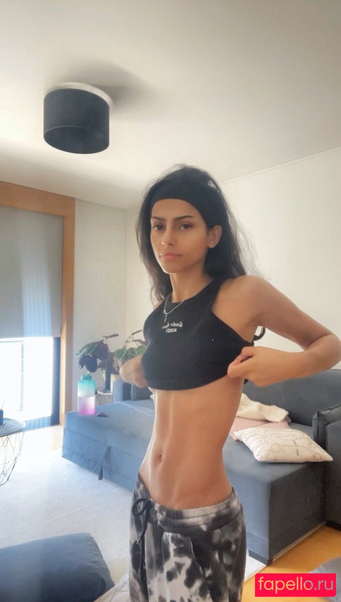 lilwhuda Onlyfans Photo Gallery 