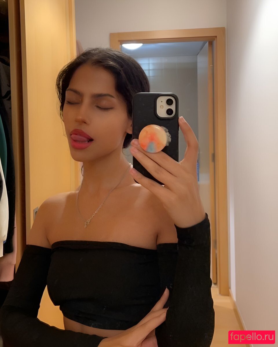 lilwhuda Onlyfans Photo Gallery 