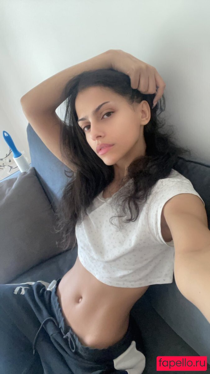 lilwhuda Onlyfans Photo Gallery 