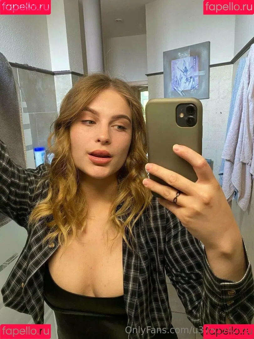 laura22777 Onlyfans Photo Gallery 