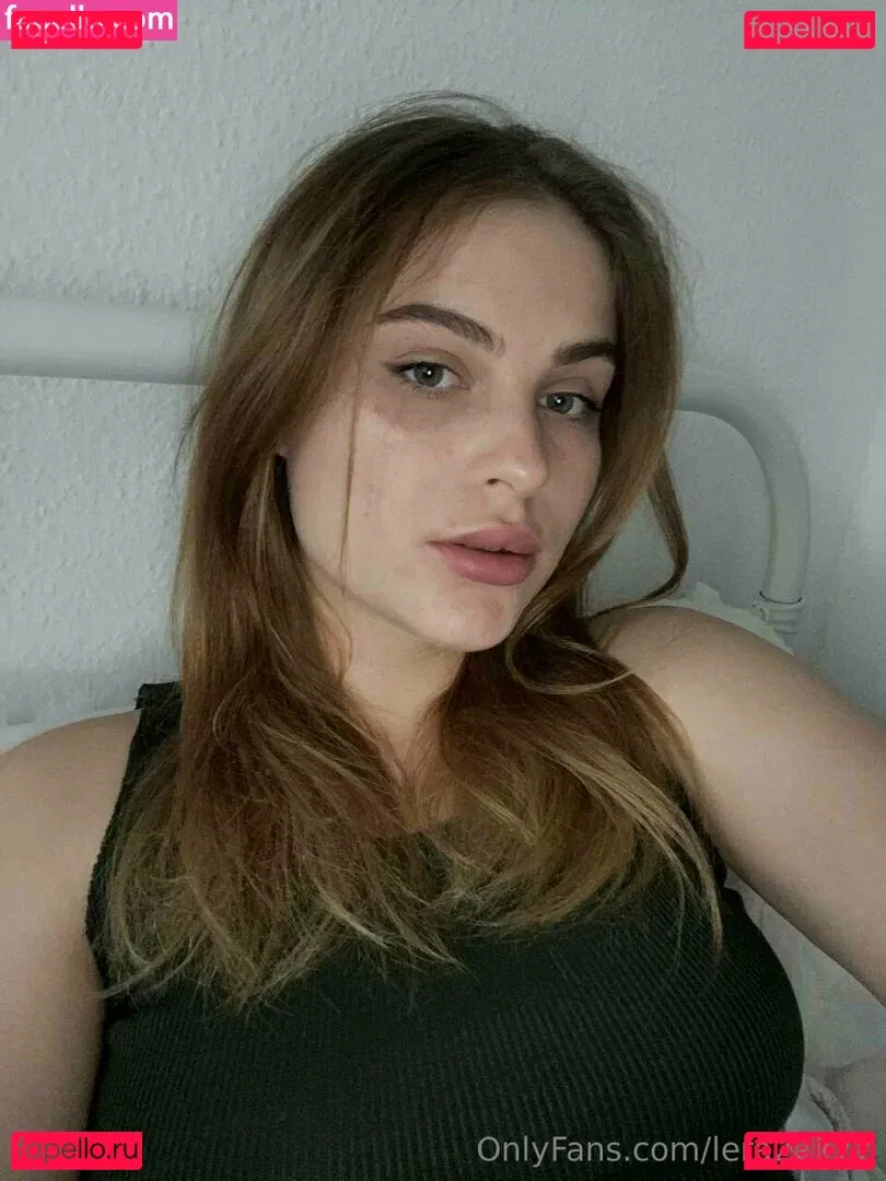 laura22777 Onlyfans Photo Gallery 