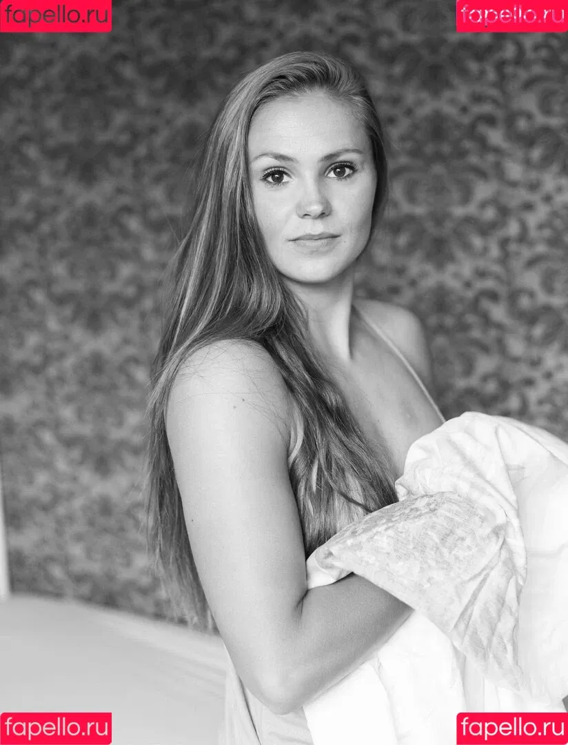 Female Football Onlyfans Photo Gallery 