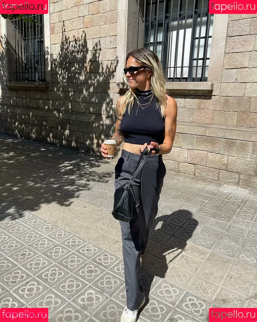 Female Football Onlyfans Photo Gallery 