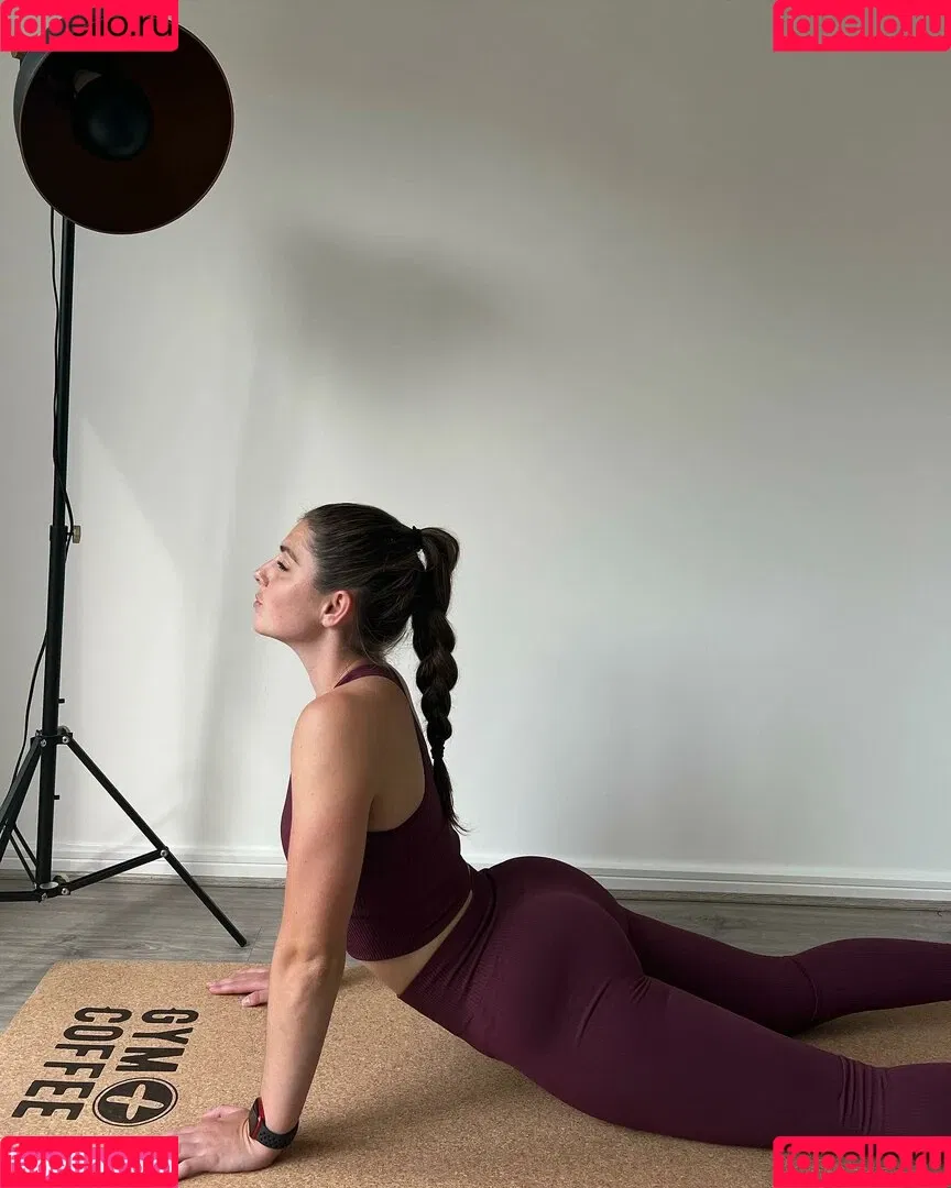 Female Football Onlyfans Photo Gallery 