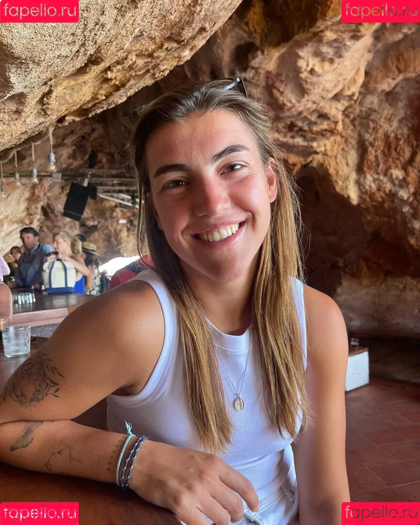 Female Football Onlyfans Photo Gallery 