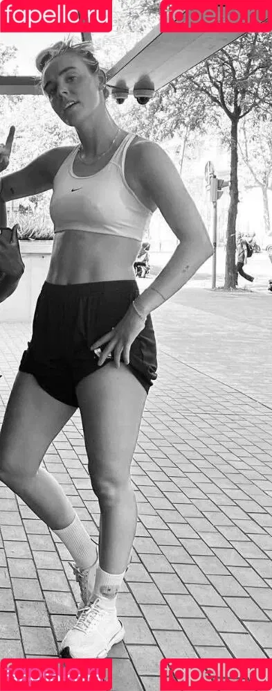 Female Football Onlyfans Photo Gallery 