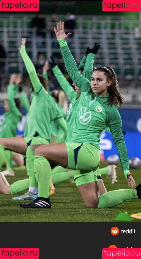Female Football Onlyfans Photo Gallery 