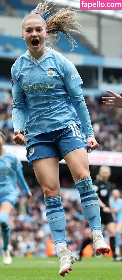 Female Football Onlyfans Photo Gallery 