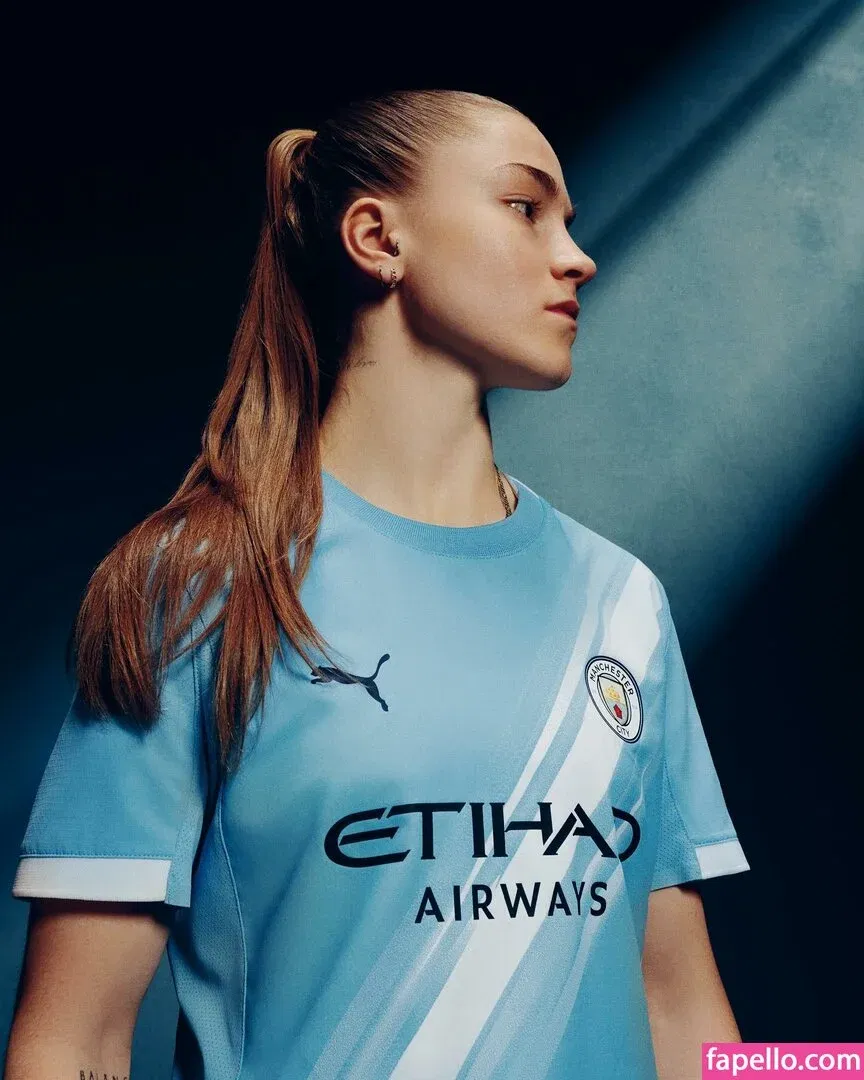 Female Football Onlyfans Photo Gallery 