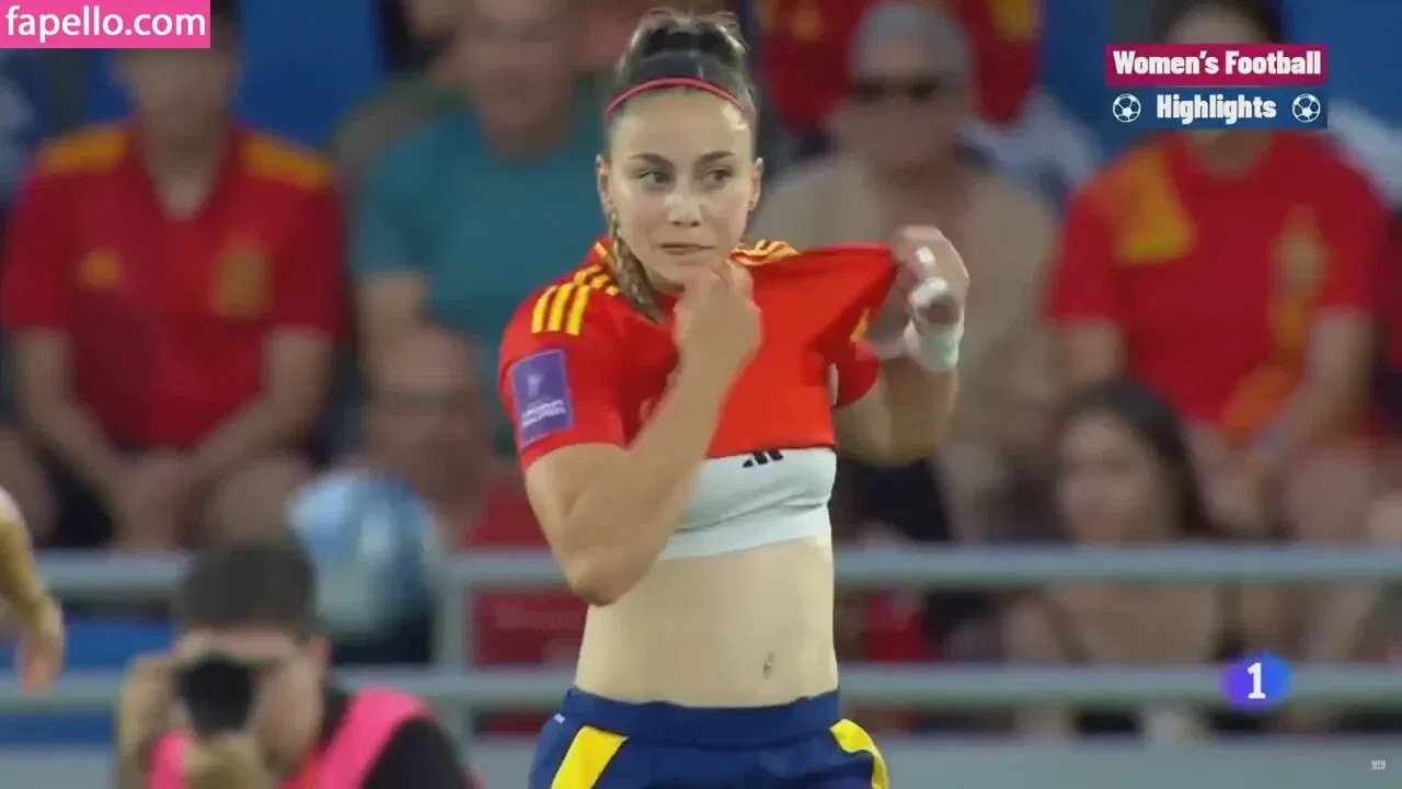 Female Football Onlyfans Photo Gallery 