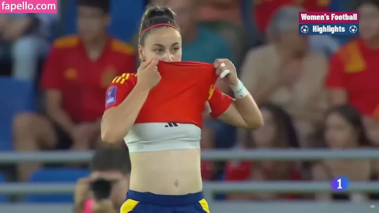 Female Football Onlyfans Photo Gallery 