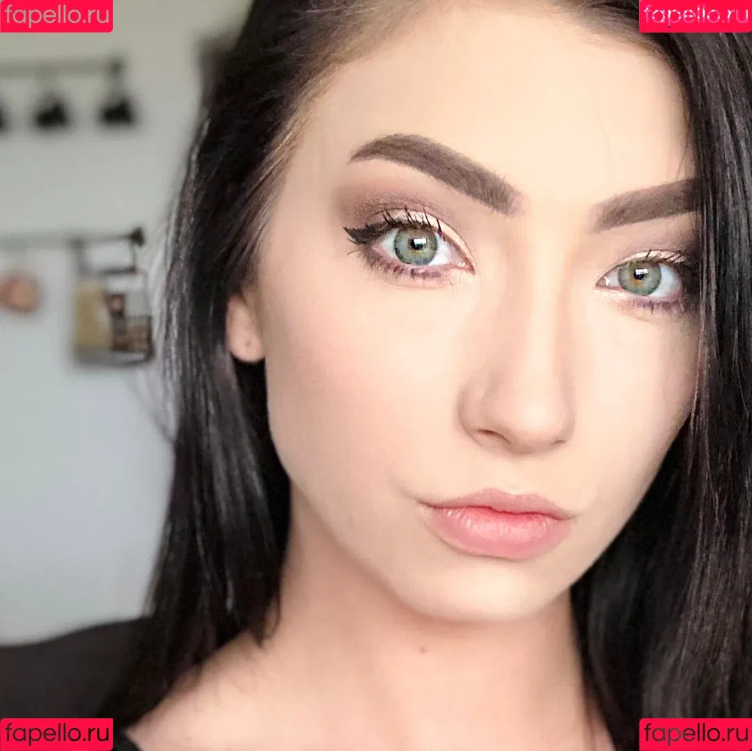 Taylor Kristine Onlyfans Photo Gallery 
