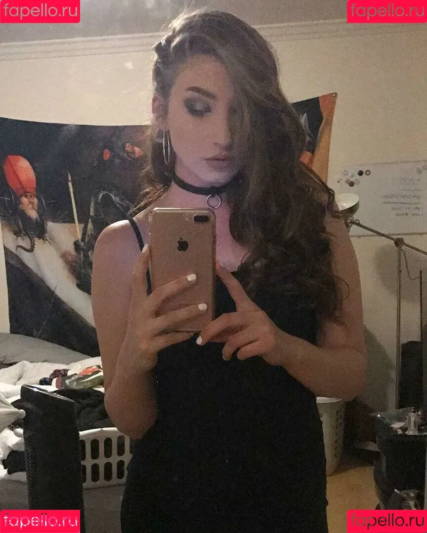 Taylor Kristine Onlyfans Photo Gallery 