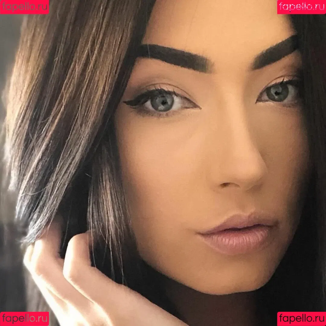Taylor Kristine Onlyfans Photo Gallery 