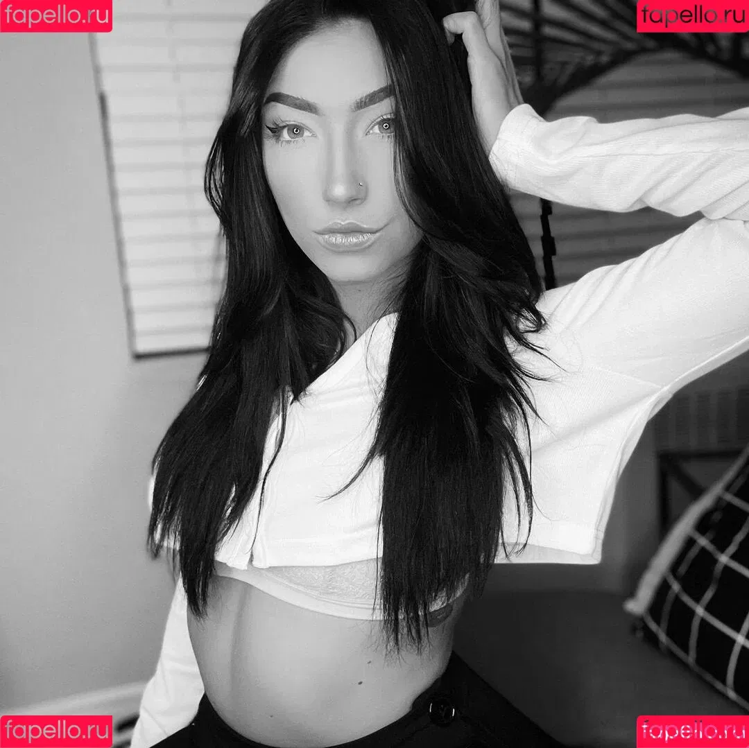 Taylor Kristine Onlyfans Photo Gallery 