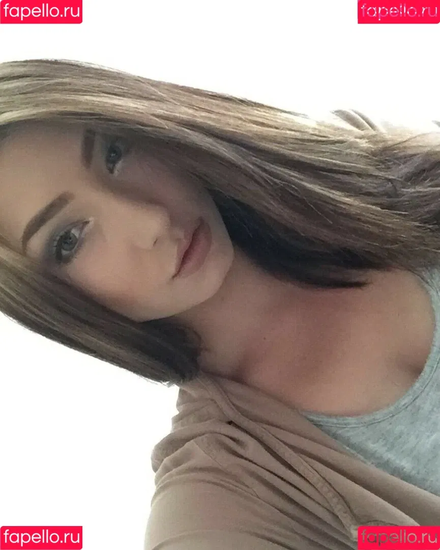 Taylor Kristine Onlyfans Photo Gallery 