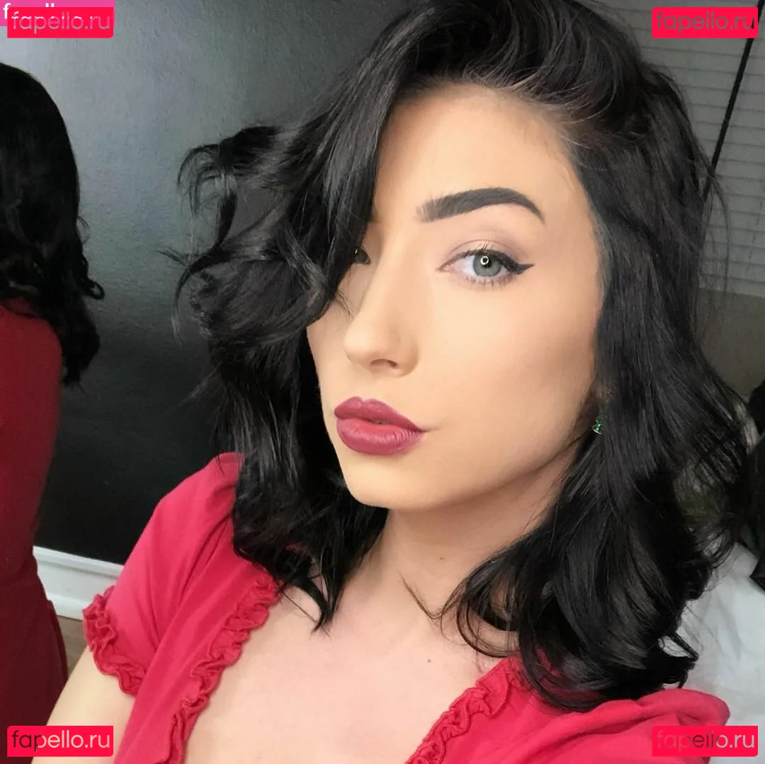 Taylor Kristine Onlyfans Photo Gallery 