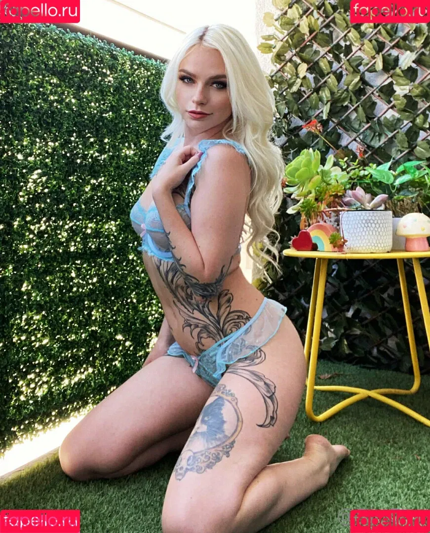 Rin City Onlyfans Photo Gallery 