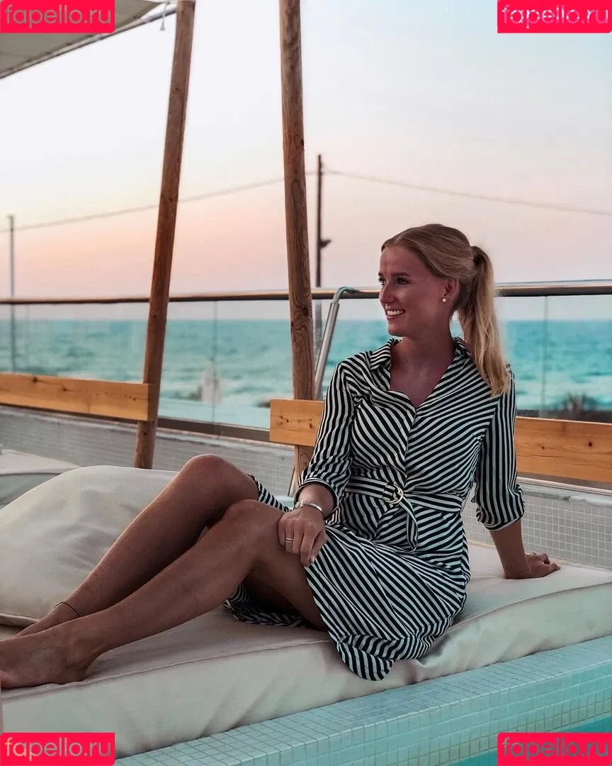 Franzi Müllers (franzi.marie) ZDF-Reporterin Sport Onlyfans Photo Gallery 