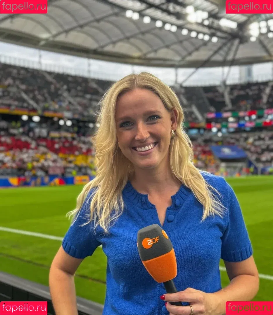 Franzi Müllers (franzi.marie) ZDF-Reporterin Sport Onlyfans Photo Gallery 