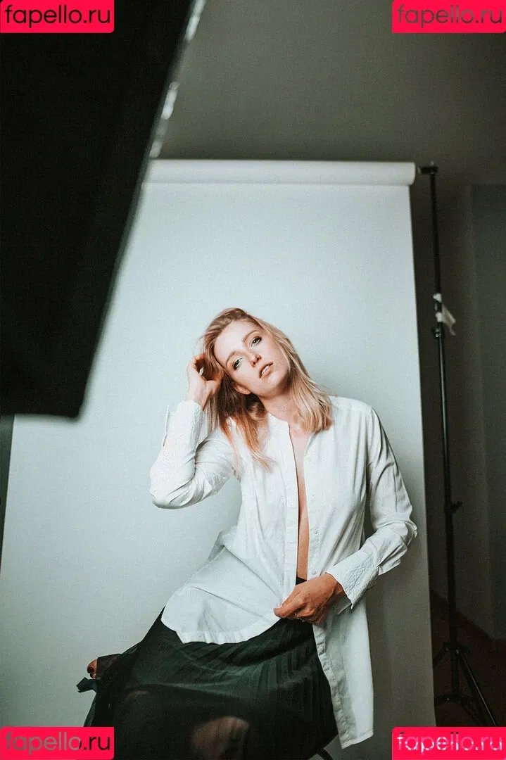 Franzi Müllers (franzi.marie) ZDF-Reporterin Sport Onlyfans Photo Gallery 