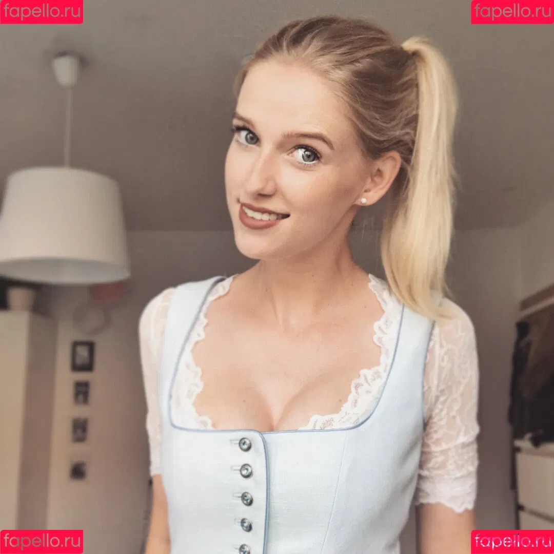 Franzi Müllers (franzi.marie) ZDF-Reporterin Sport Onlyfans Photo Gallery 
