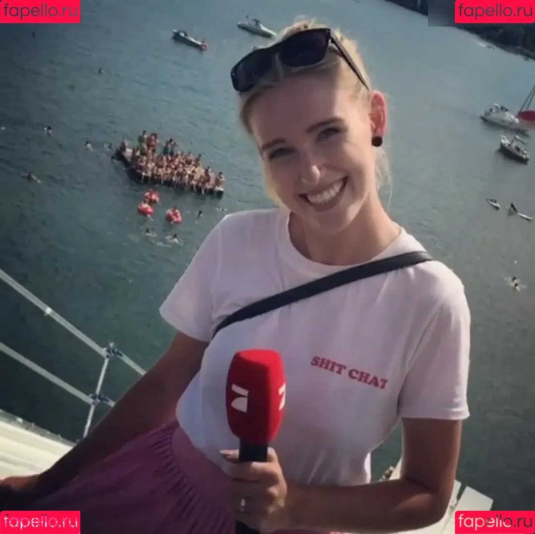 Franzi Müllers (franzi.marie) ZDF-Reporterin Sport Onlyfans Photo Gallery 