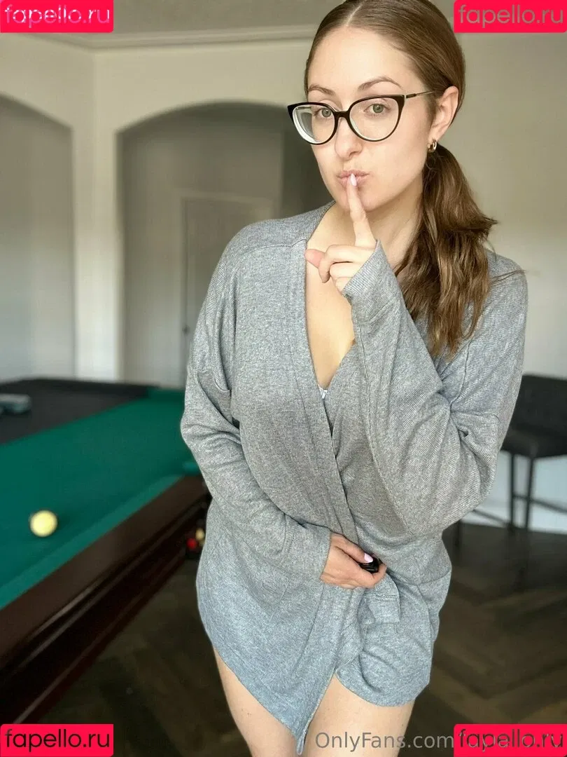 Layla Quinn Onlyfans Photo Gallery 