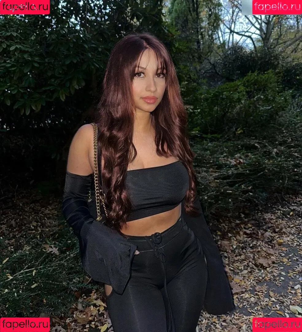 Melisa Toprakci Onlyfans Photo Gallery 