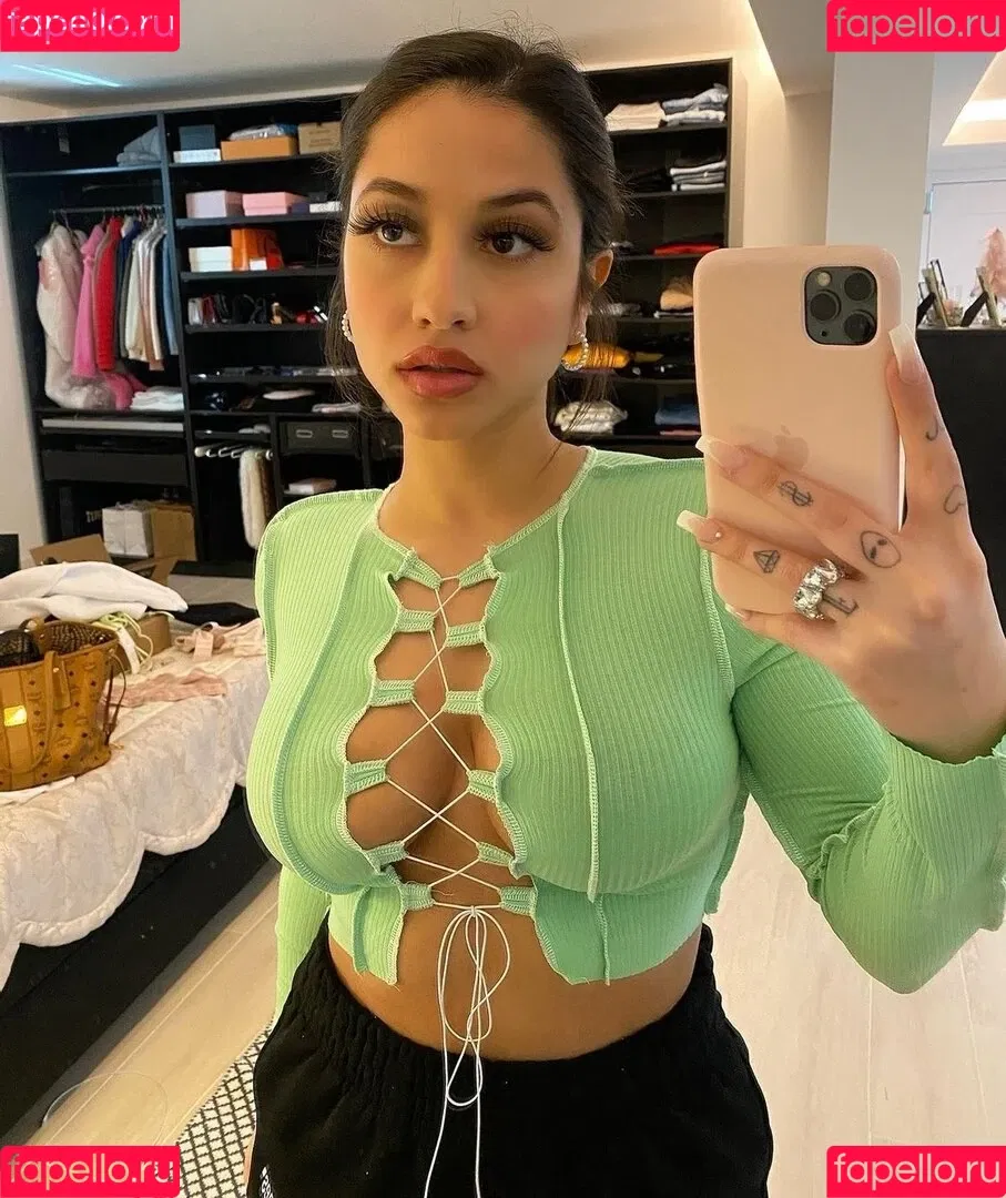 Melisa Toprakci Onlyfans Photo Gallery 