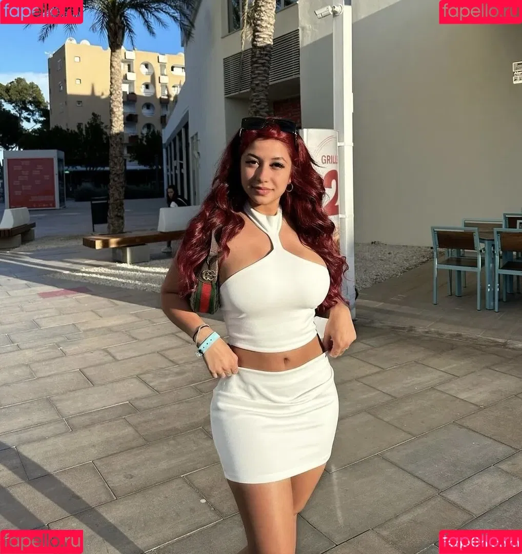 Melisa Toprakci Onlyfans Photo Gallery 