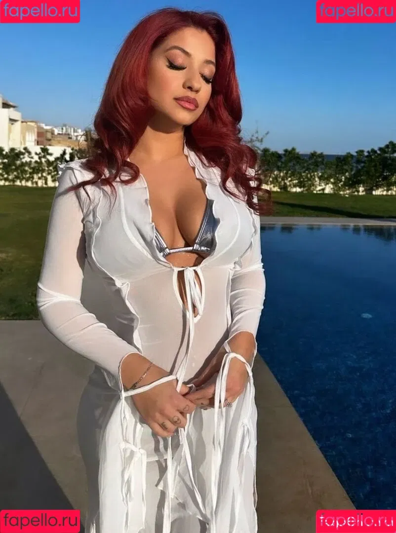 Melisa Toprakci Onlyfans Photo Gallery 