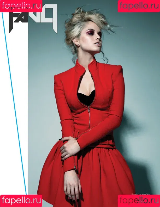 Debby Ryan Onlyfans Photo Gallery 